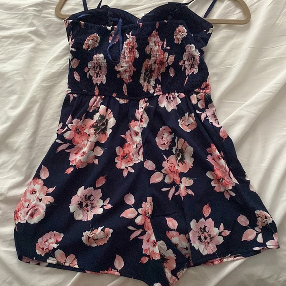 Navy Blue Flower Romper - Picture 3 of 4